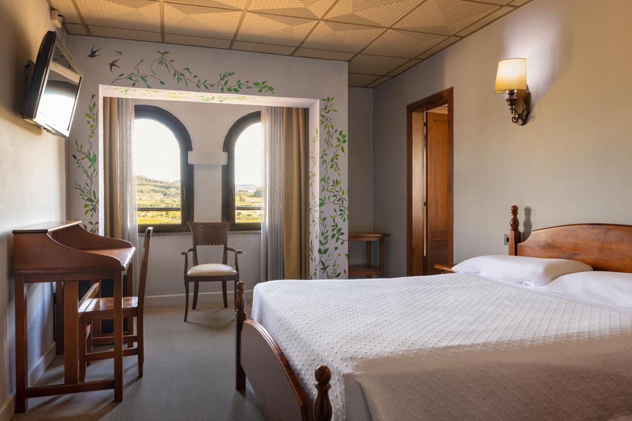 Hotel Restaurant Sol I VI Lavern Eksteriør billede