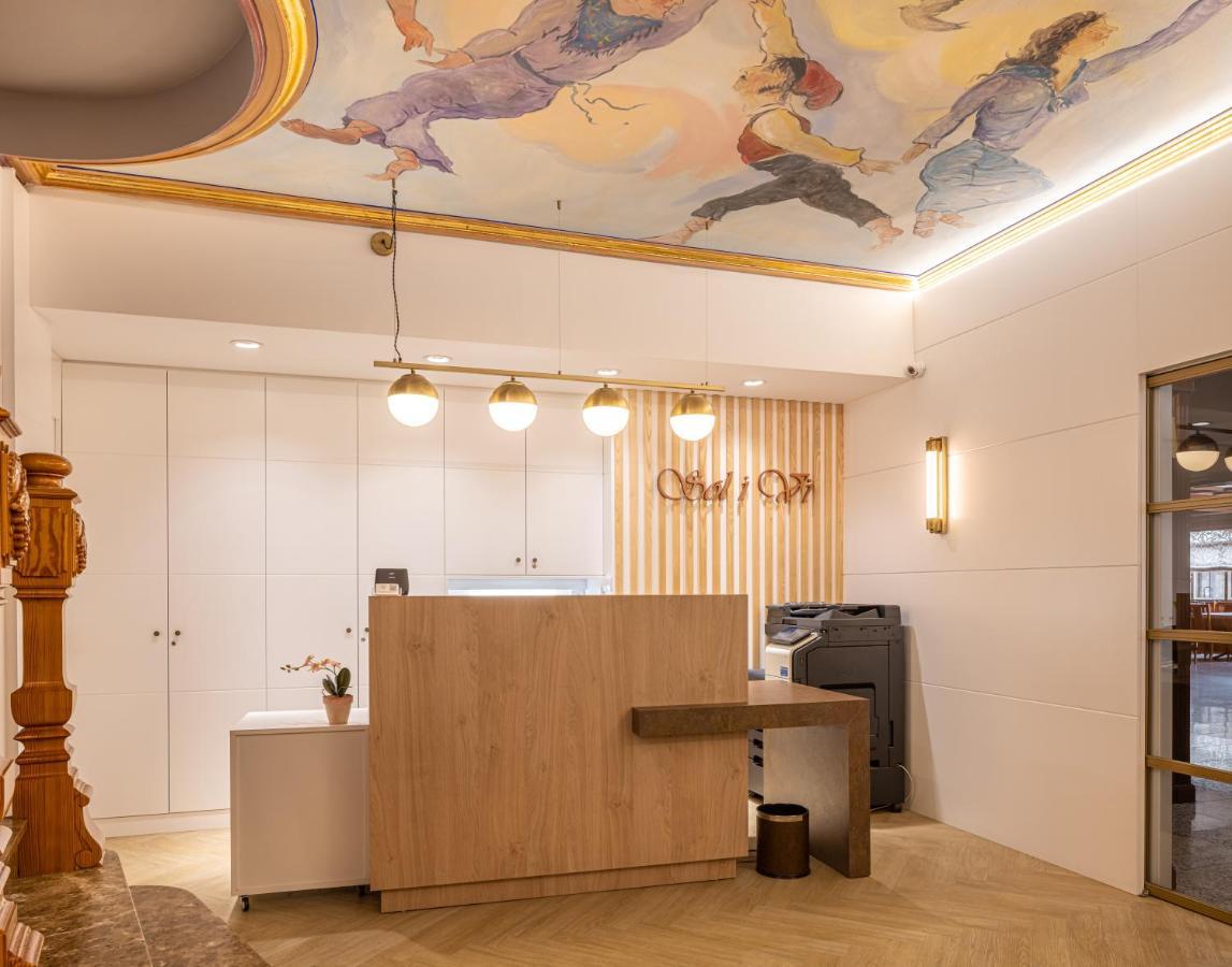 Hotel Restaurant Sol I VI Lavern Eksteriør billede