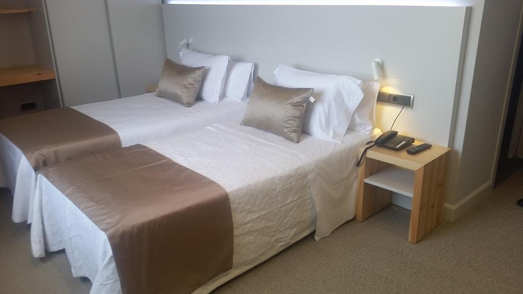 Hotel Restaurant Sol I VI Lavern Værelse billede