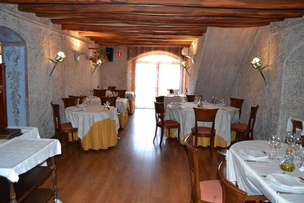 Hotel Restaurant Sol I VI Lavern Eksteriør billede